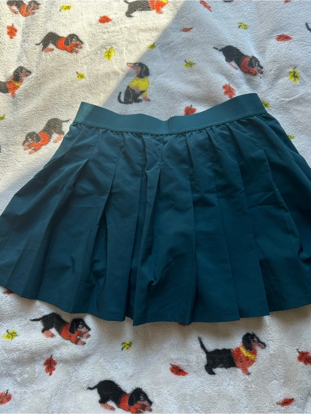 Alo green tennis skirt size small